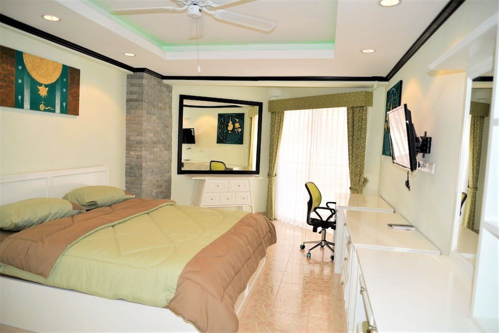 Sleek 1 bed Condo Jomtien Apartment 5
