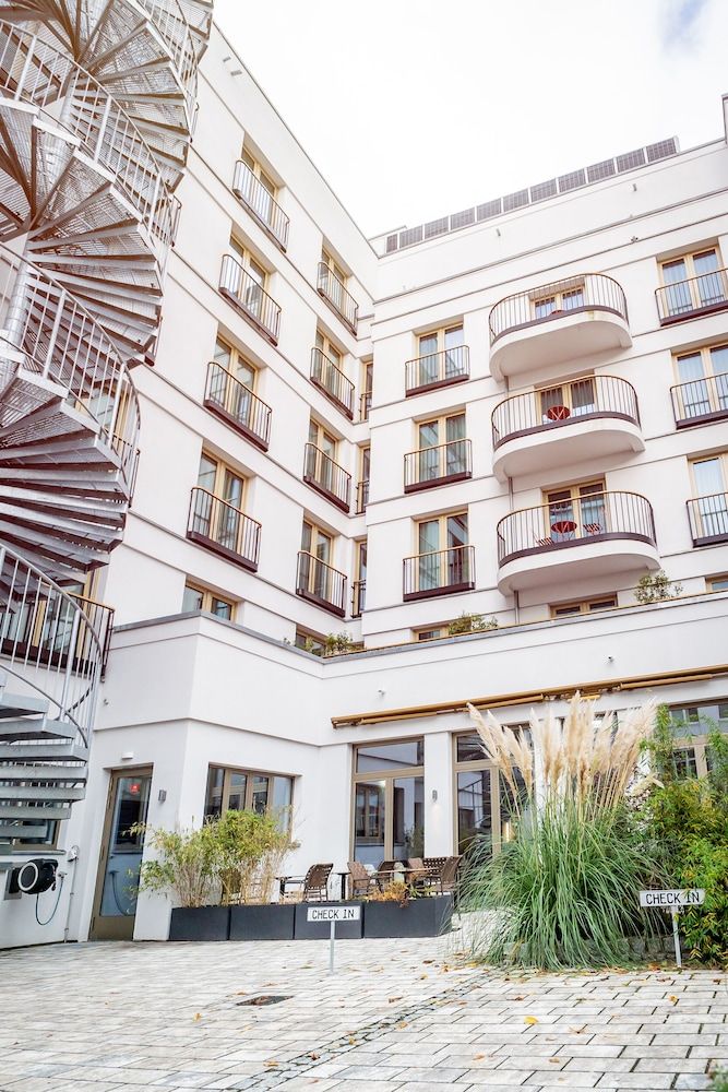 undefined Gold Palais Hotel 3