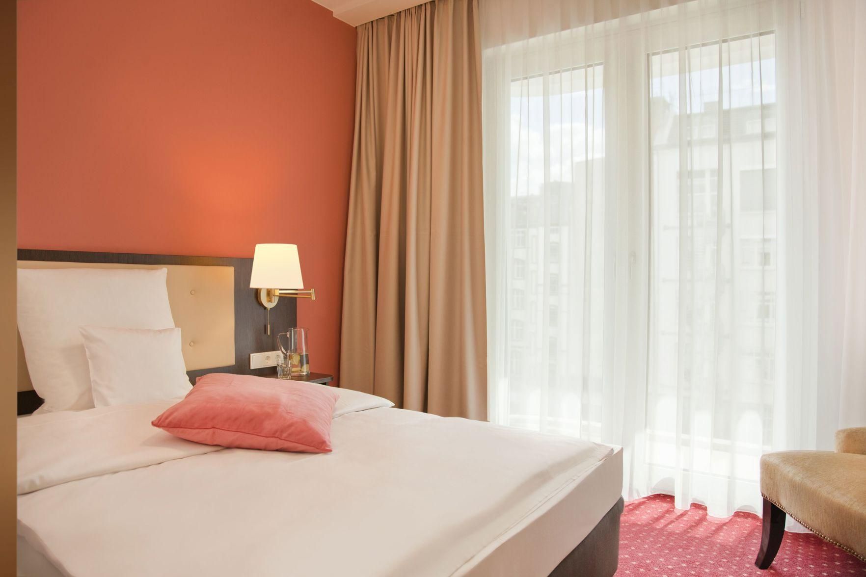 undefined Gold Palais Hotel 8