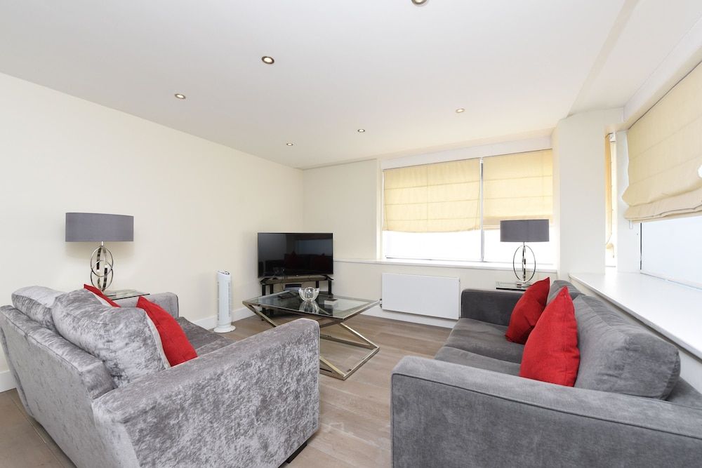 The Glasshouse Apartments Superior two bedroom apartment 8