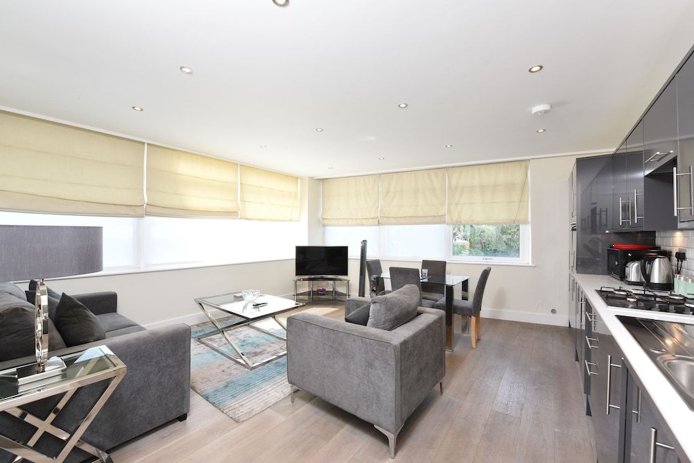 The Glasshouse Apartments Deluxe two bedroom apartment 7