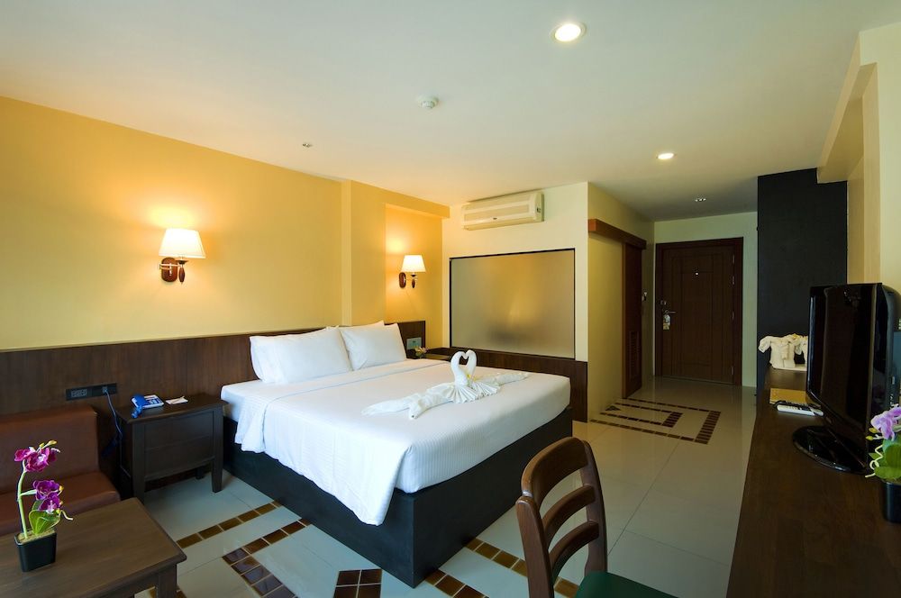 Executive Nouveau Room