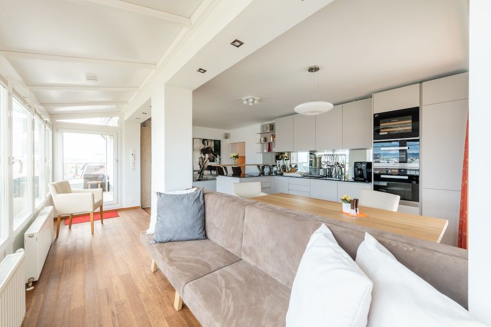 Skyflats Vienna Belle View Panoramic Penthouse, 2 Bedrooms, Patio, City View 9