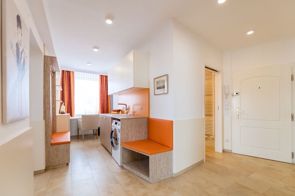 Skyflats Vienna Belle View Panoramic Penthouse, 2 Bedrooms, Patio, City View 8