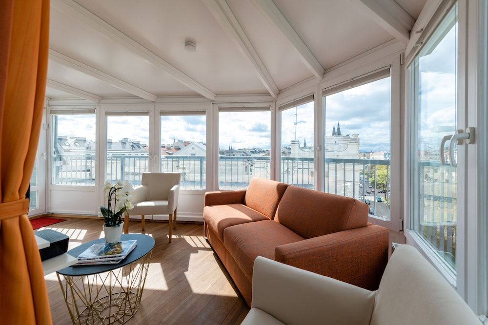 Skyflats Vienna Belle View Panoramic Penthouse, 2 Bedrooms, Patio, City View 16