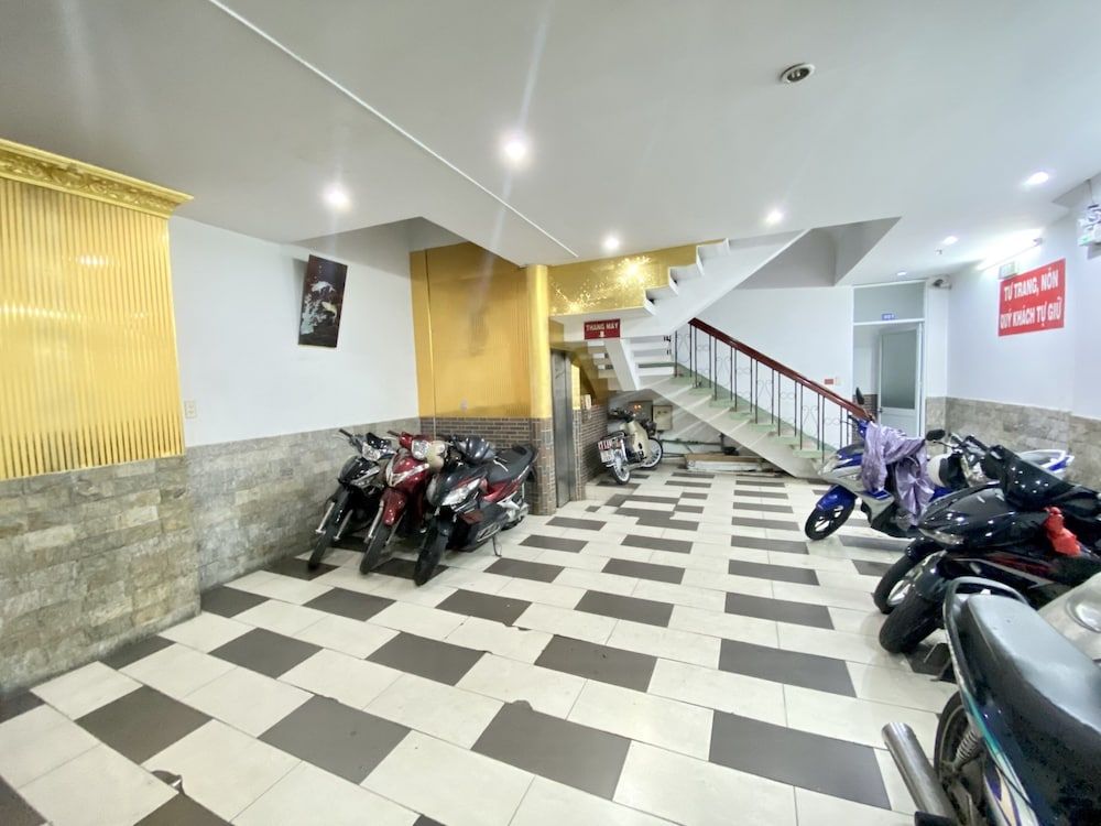 undefined Tran Phung Hotel 4