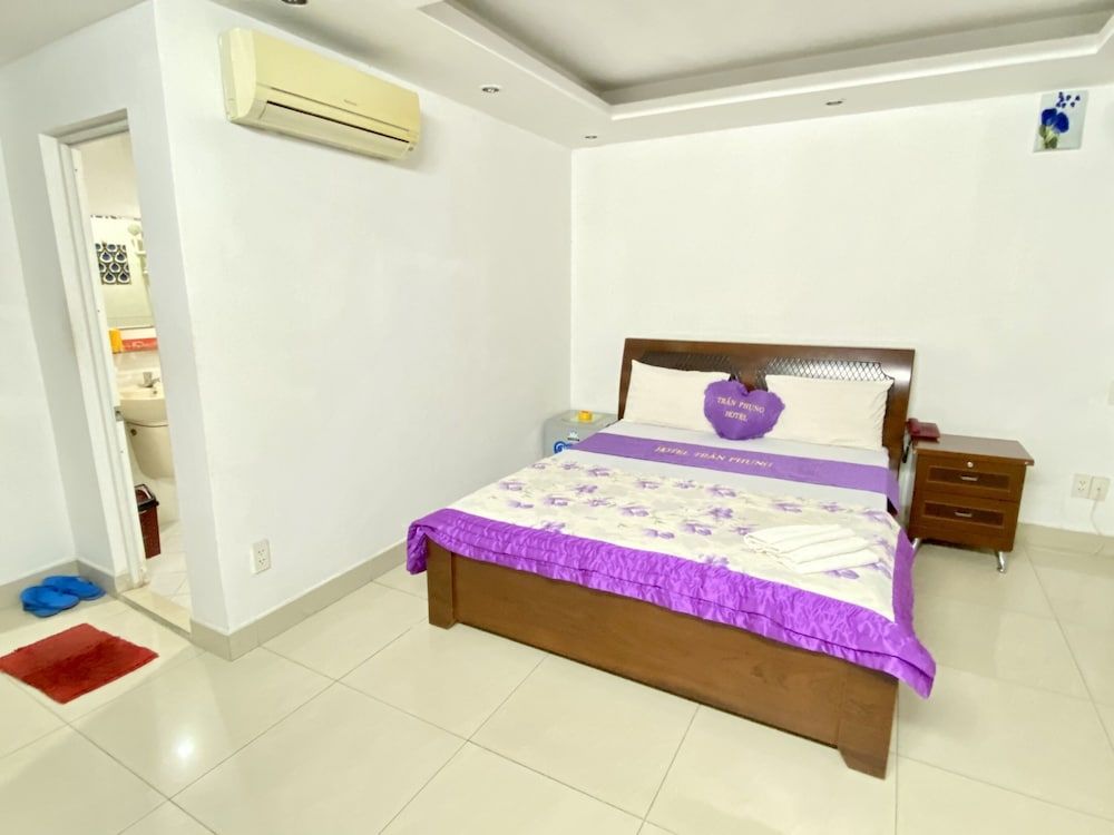 Tran Phung Hotel Double Room 17