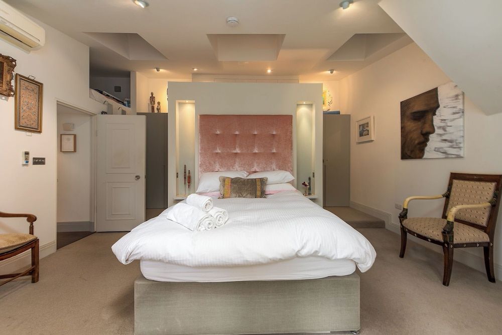 undefined Classic Hammersmith Home by Ravenscourt Park by Underthedoormat 8