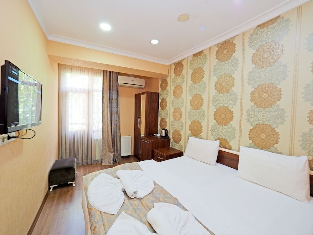 RENOVA OLD CiTY HOTEL Standard Double or Twin Room, 1 Double or 2 Twin Beds 2