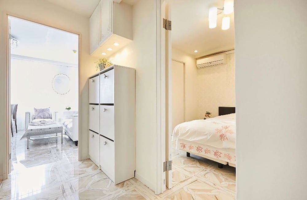 undefined Reimi Mondo 4