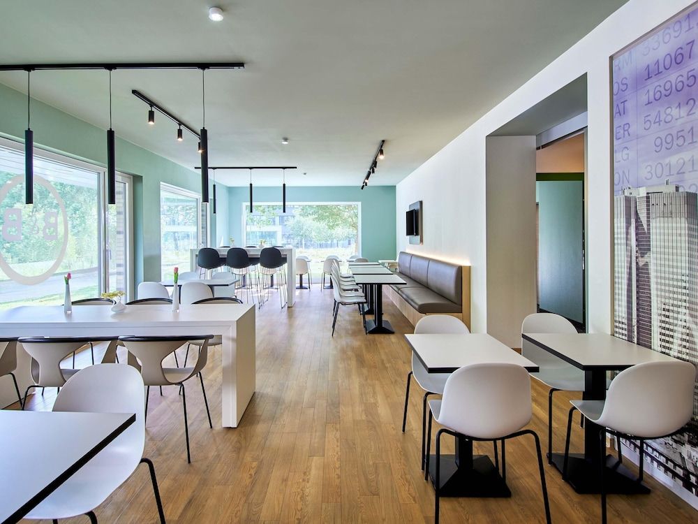undefined B&B Hotel Frankfurt-West 7