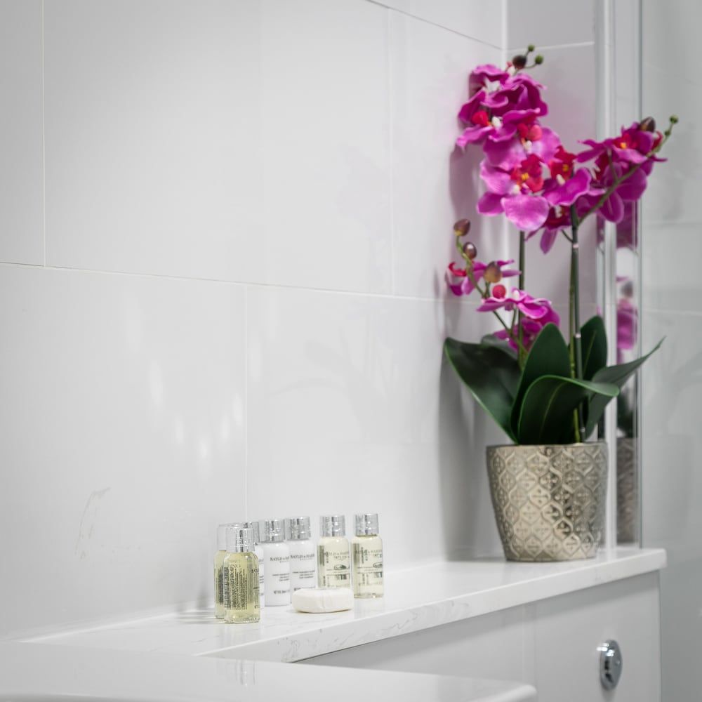 Carlton Vale Apartments Classic Apartment, 3 Bedrooms 7