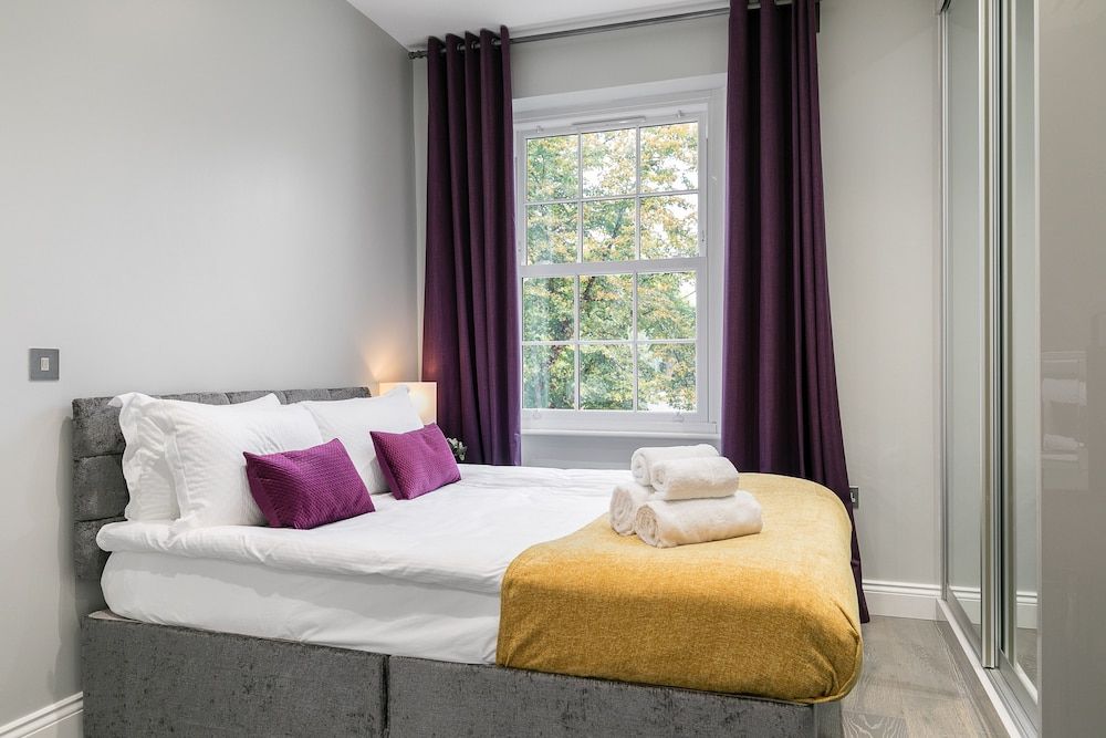 Carlton Vale Apartments Classic Apartment, 3 Bedrooms 3