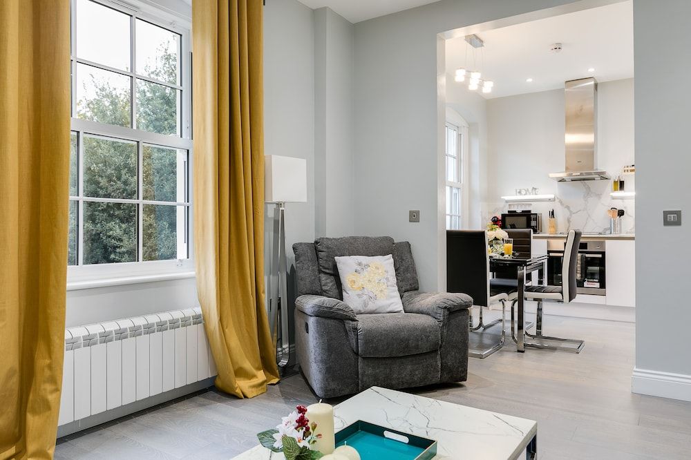 Carlton Vale Apartments Classic Apartment, 3 Bedrooms 10