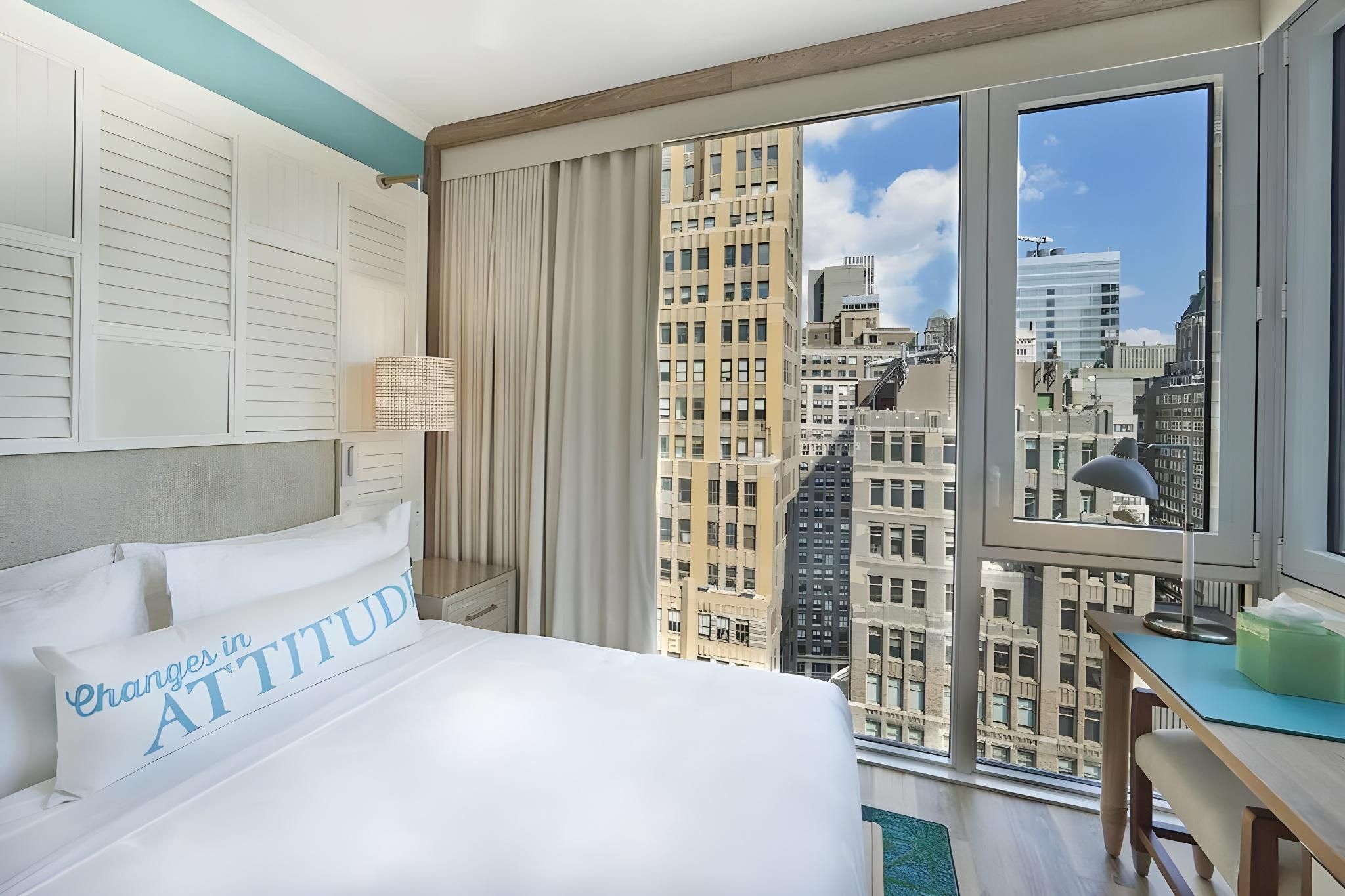 Deluxe Room One Queen Bed