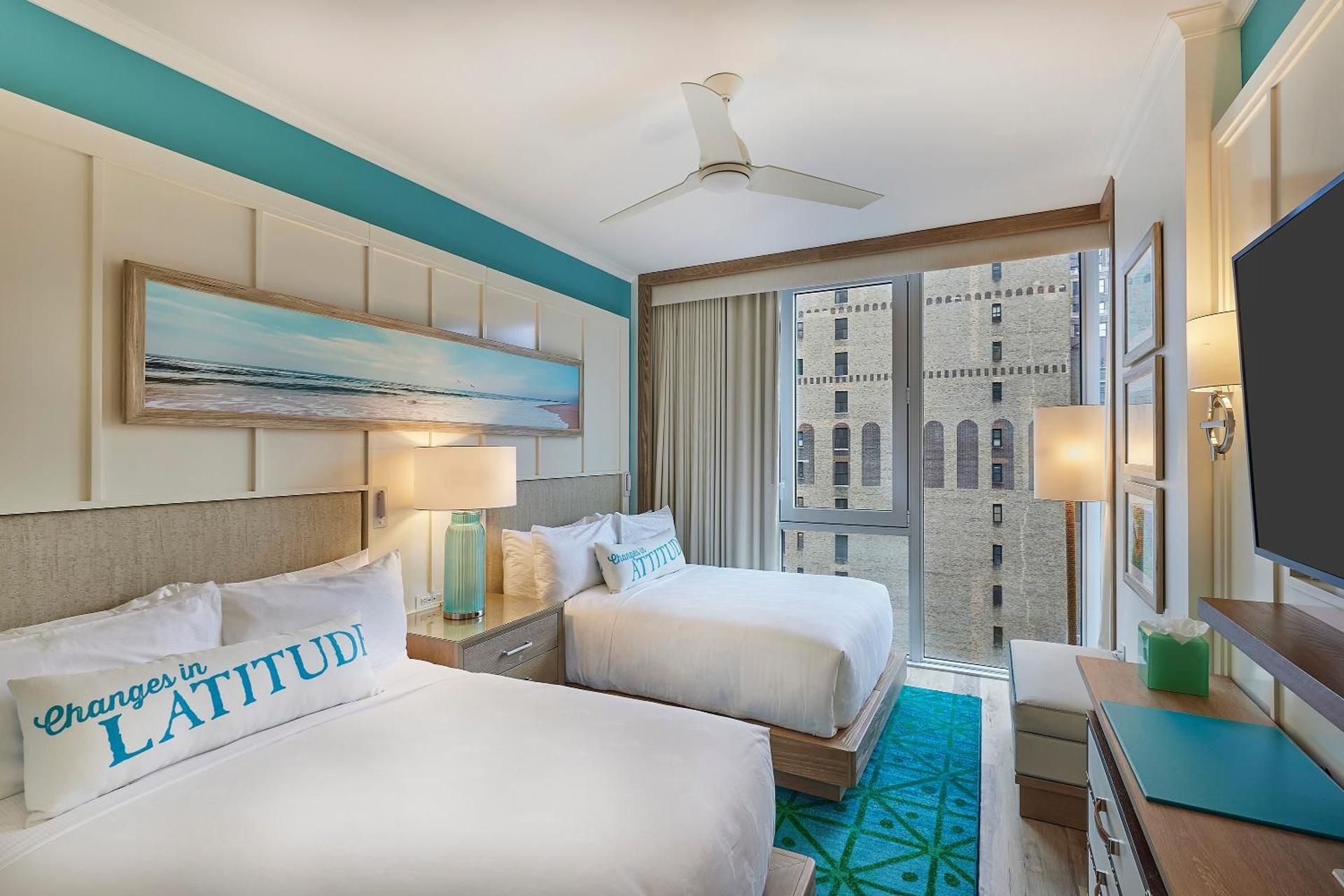 Deluxe Two Beds Hearing Accessible