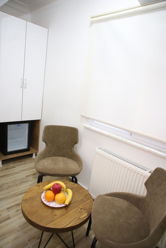 Laos Otel Economy Triple Room 8