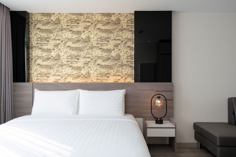 undefined Orion Hotel & Residence 9