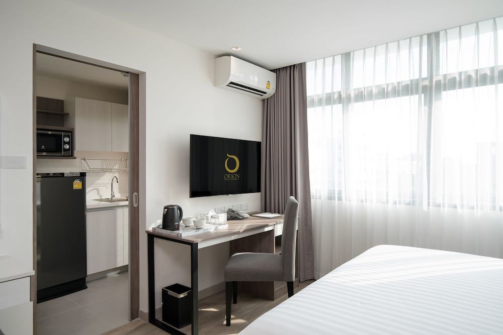 undefined Orion Hotel & Residence 8