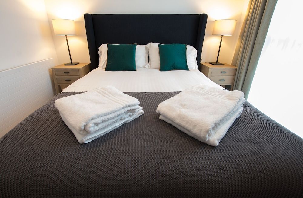 undefined Charles Hope Apartment Canary Wharf 10