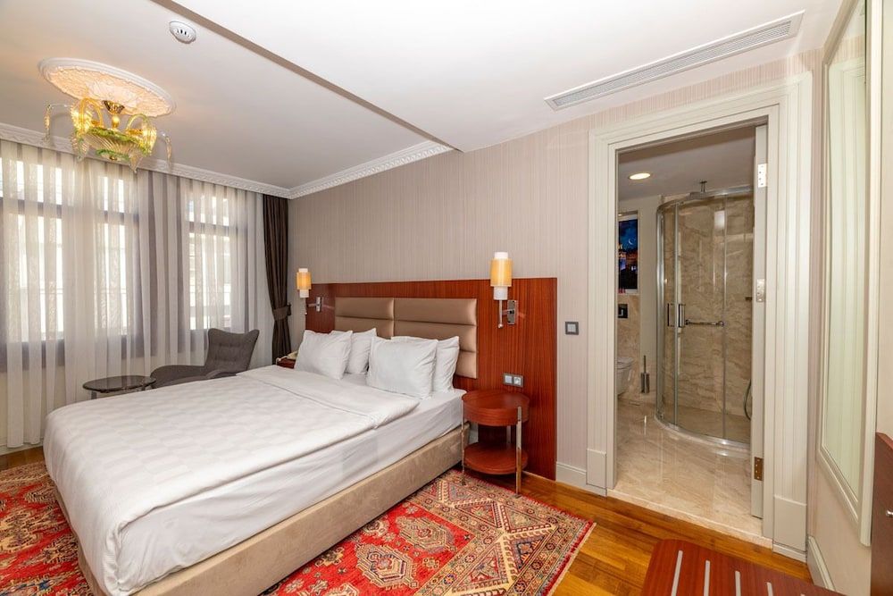 undefined Blue Gilroy Hotel 5