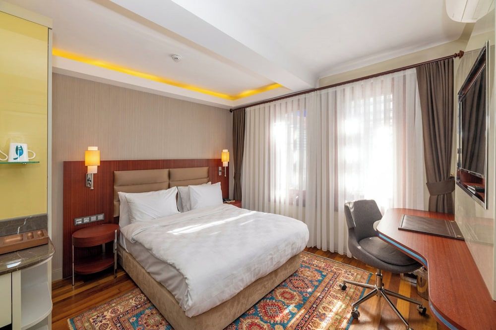 Blue Gilroy Hotel Economy Room 2