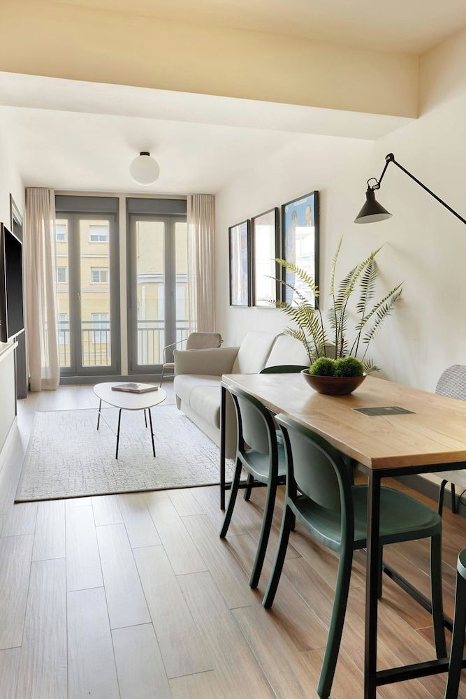 undefined Sonder by Marriott Bonvoy Malasaña Apartments 3