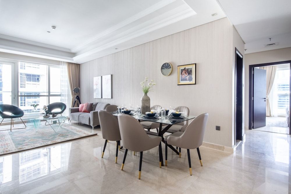 undefined Rich & Vibrant 2BR With Study in Downtown Dubai 4