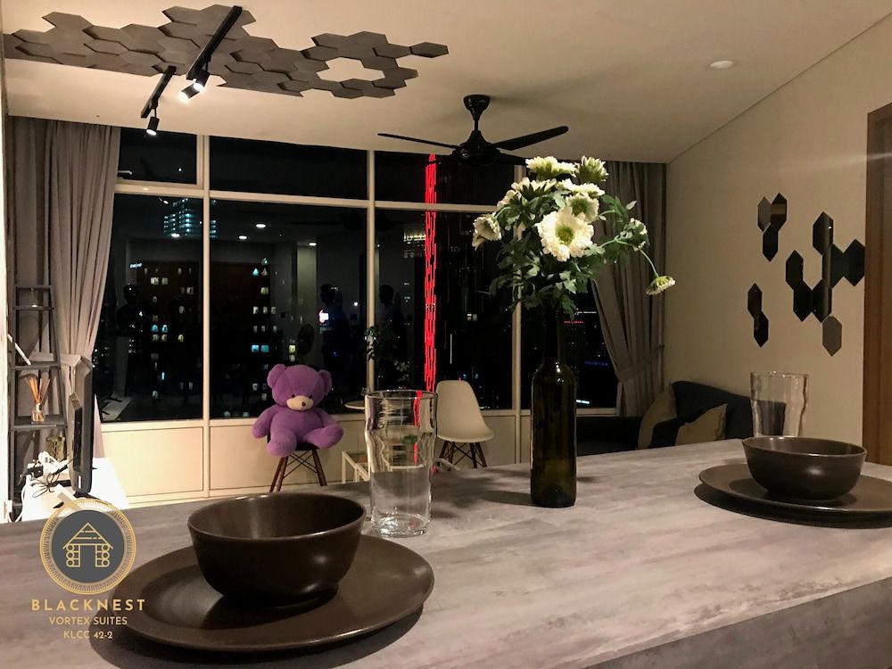 Vortex Suites KLCC by BlackNest Exclusive Apartment, 3 Bedrooms, City View 9