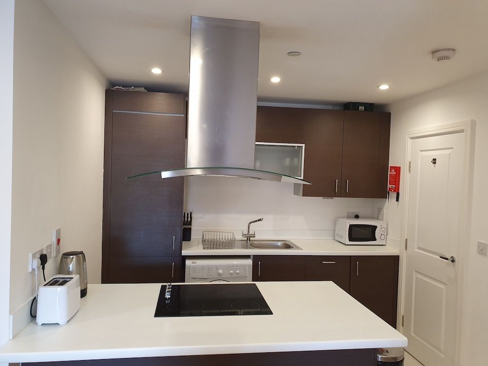 undefined AMAZING 2 BEDS 2 BATHS 10min LDN BRIDGE 10