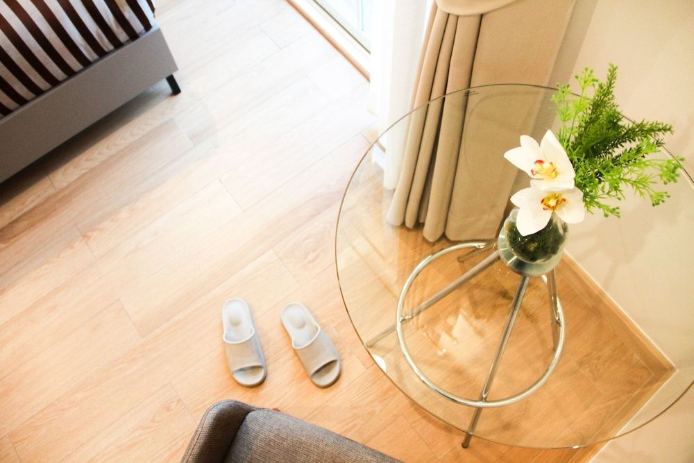 The Square 101 Deluxe Room 4