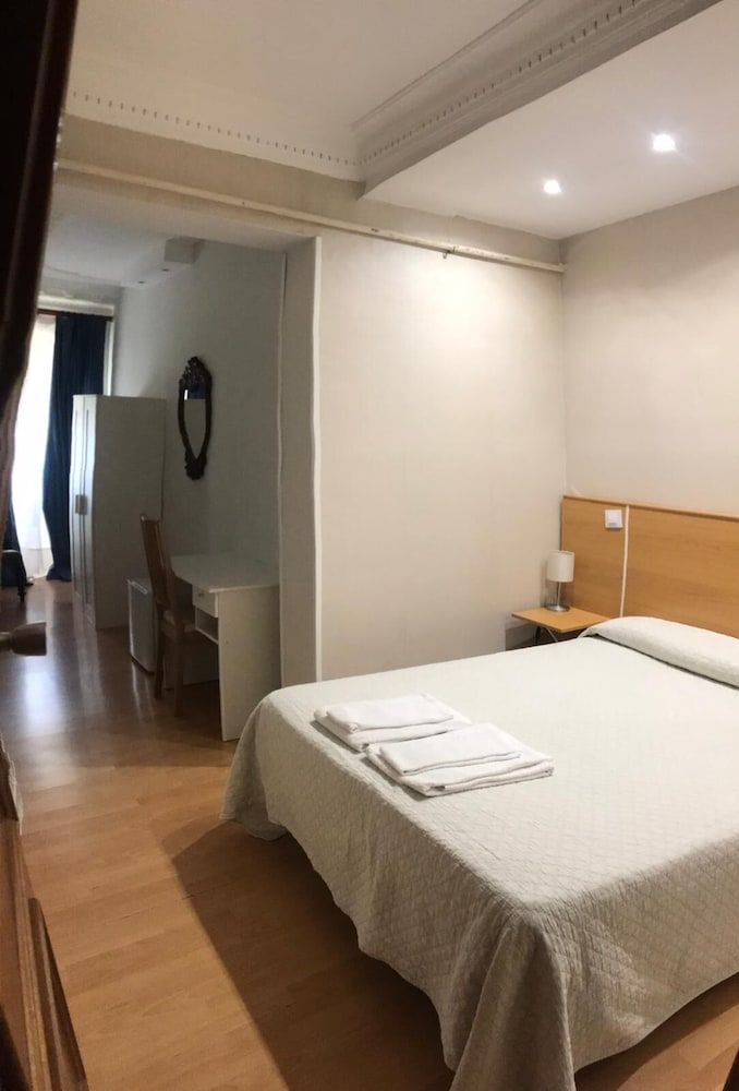 Hostal Trevinca Double Room, 1 Double Bed 15