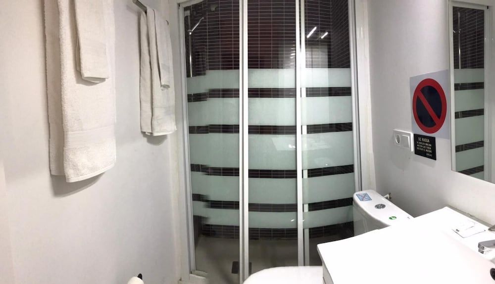 Hostal Trevinca Double Room, 1 Double Bed 24