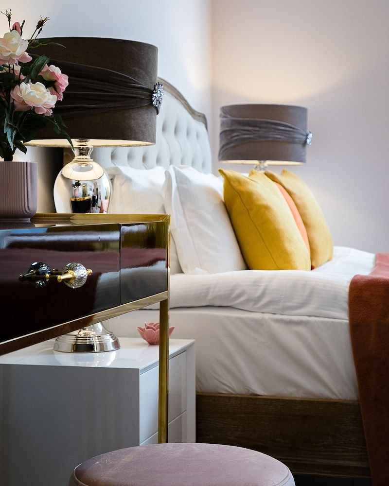 Cromwell Road Apartments Executive Apartment, 1 Bedroom 4