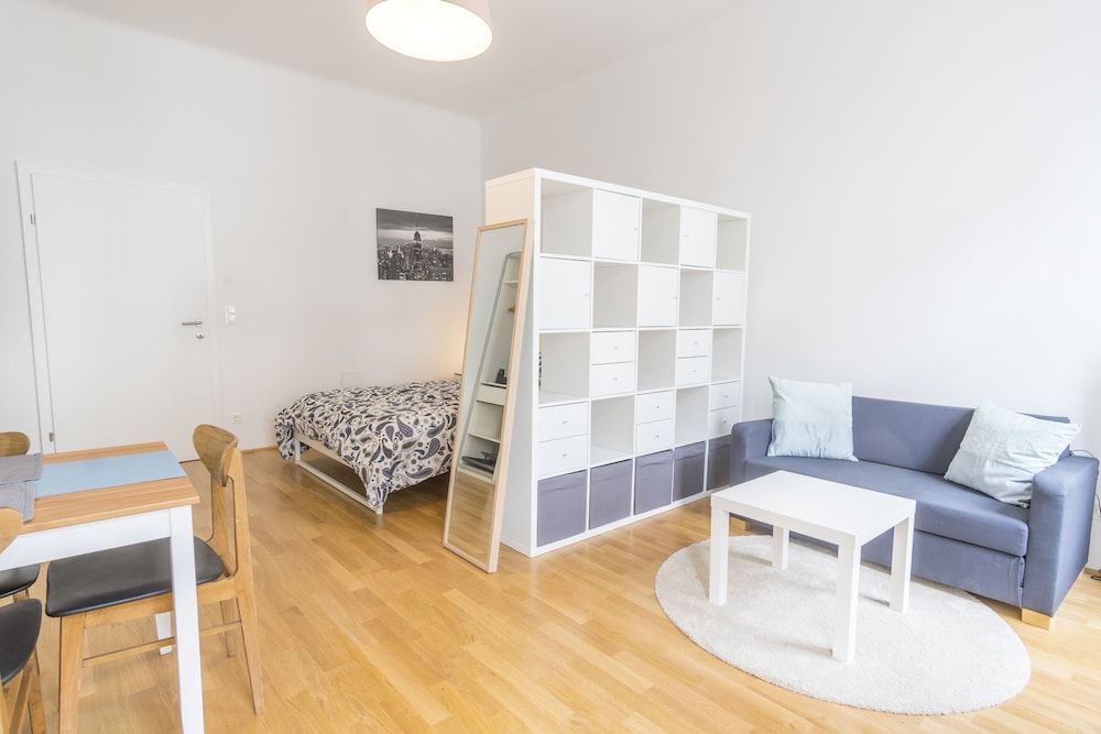 Cosy and Bright Studio near Naschmarkt and Centre