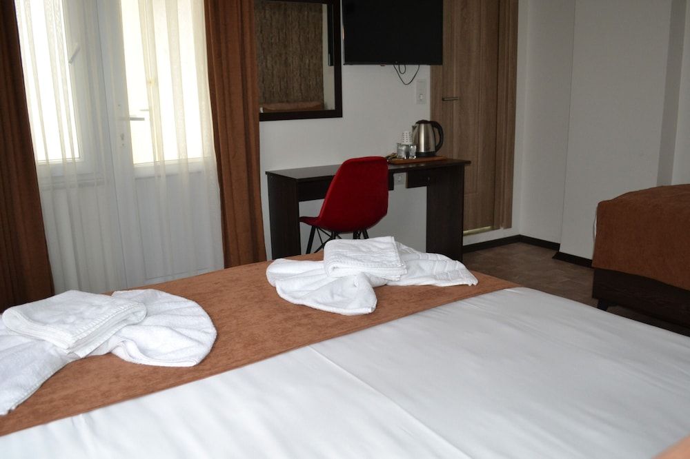 undefined Global 2022 Hotel 7