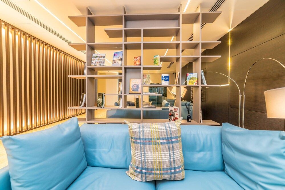 undefined bnbme - 2B-MarinaArcade-806 6