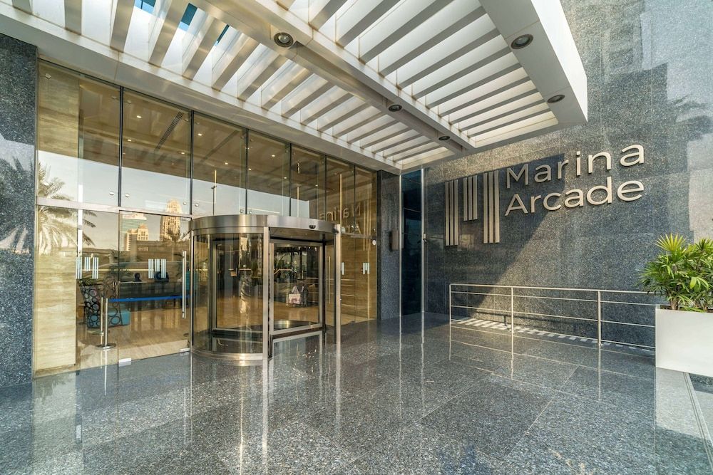 undefined bnbme - 2B-MarinaArcade-806 3