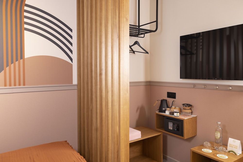 La Belle Ville Classic Room 10