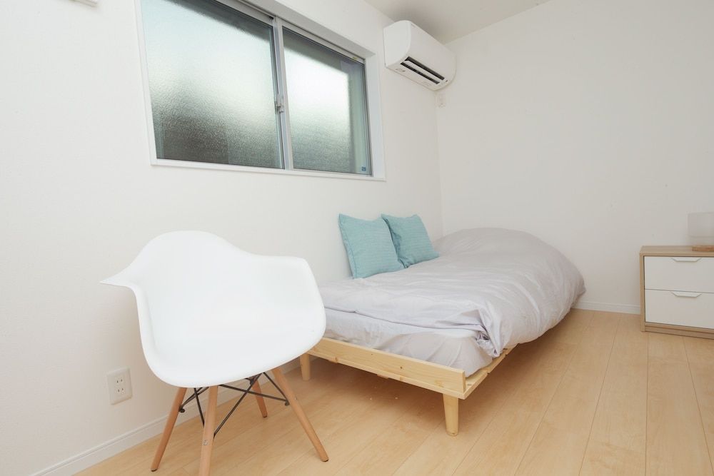 Nishi-Sugamo Guest House. 2min to Nishi-Sugamo Sta. 13min to Ikebukuro Sta. Private Vacation Home 12