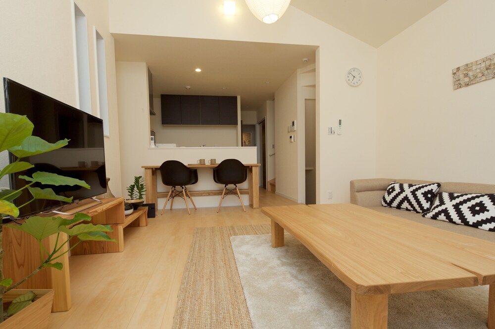 Nishi-Sugamo Guest House. 2min to Nishi-Sugamo Sta. 13min to Ikebukuro Sta. Private Vacation Home 47
