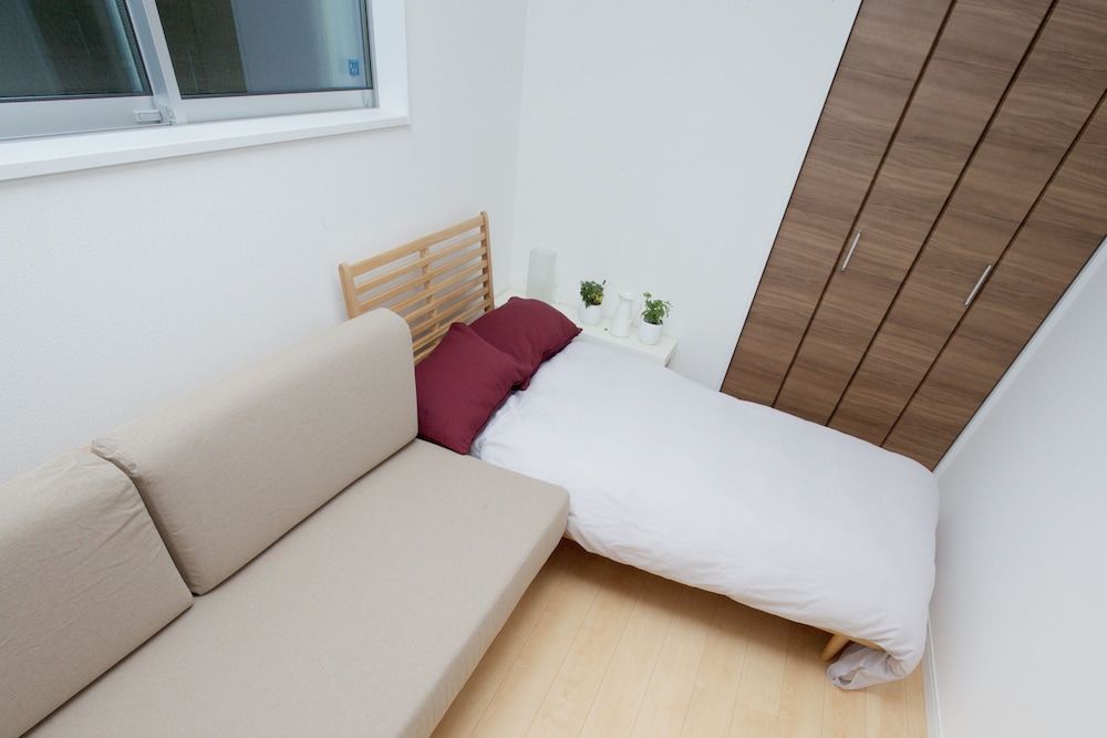 Nishi-Sugamo Guest House. 2min to Nishi-Sugamo Sta. 13min to Ikebukuro Sta. Private Vacation Home 18