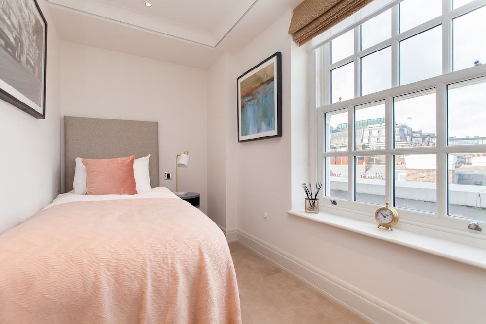 Hope House Residences by Aeria Apartments Penthouse Apartment 5