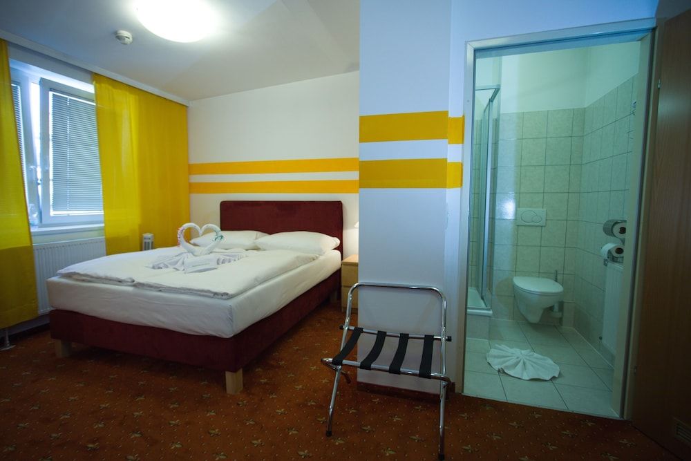 Hotel City Residence Double or Twin Room 5
