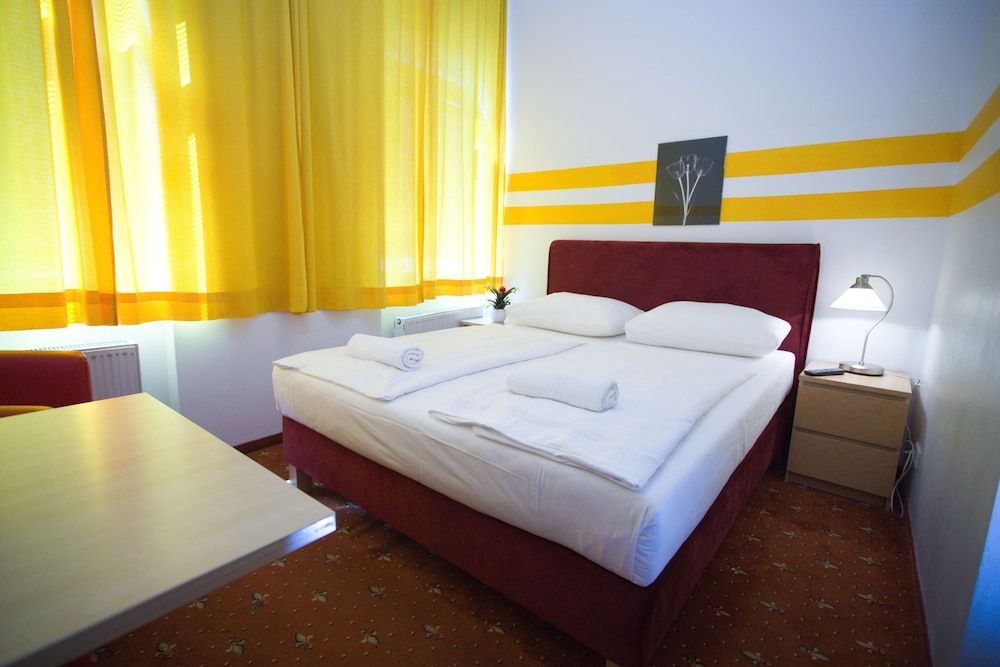 Hotel City Residence Double or Twin Room 8