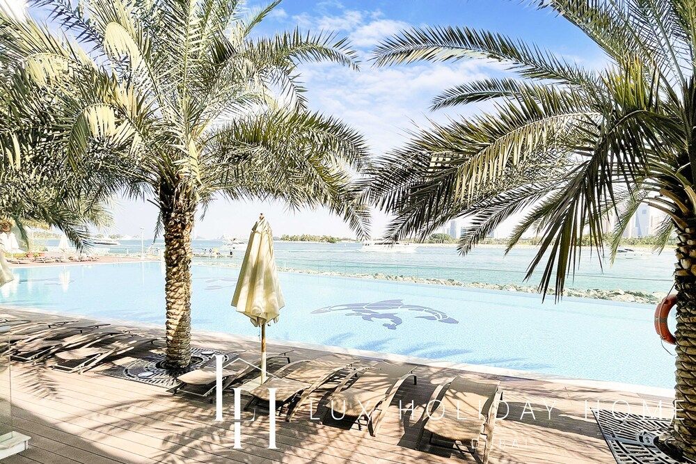 undefined LUX Opulent Island Suite View 7 10