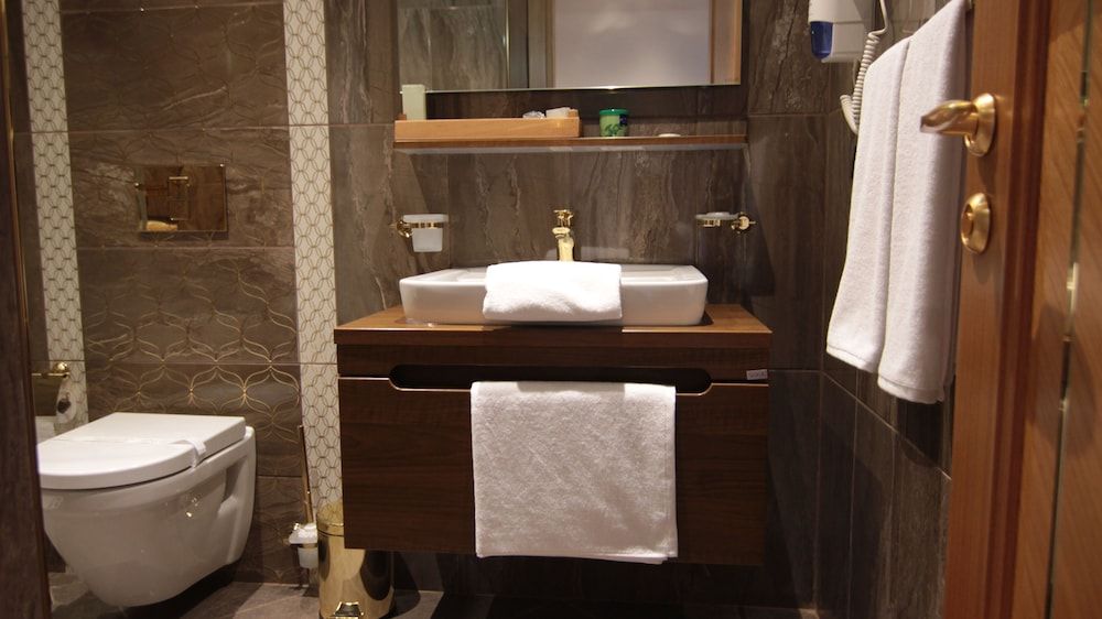 Sefa-i Hurrem Suit House Family Quadruple Room 6