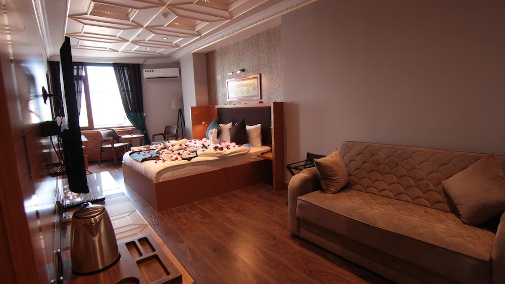 Sefa-i Hurrem Suit House Deluxe Double Room 3