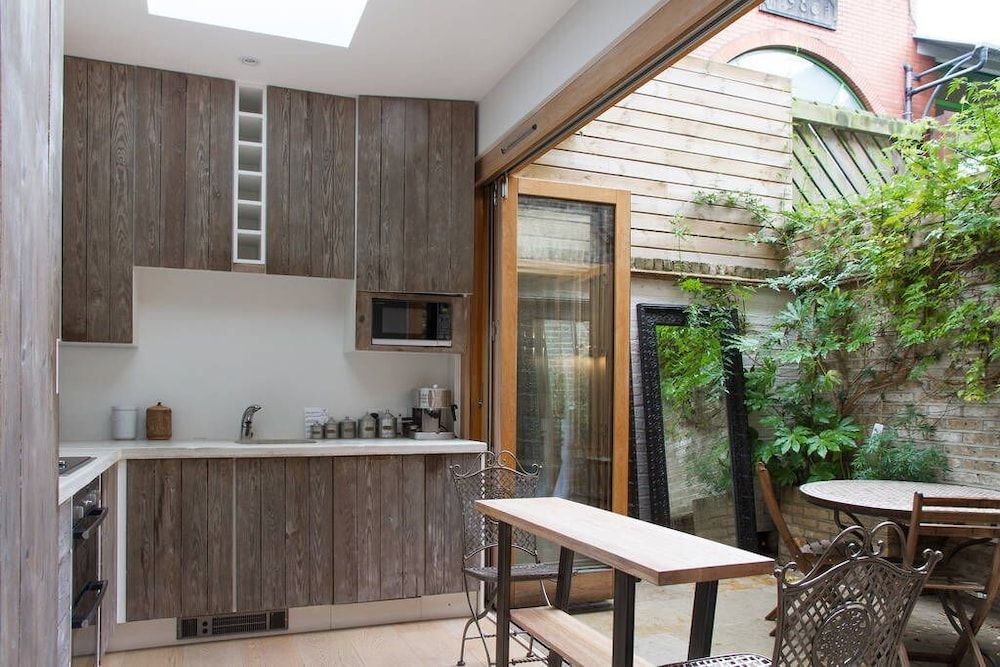 undefined Retreat to a Stylish Flat in Chelsea 6