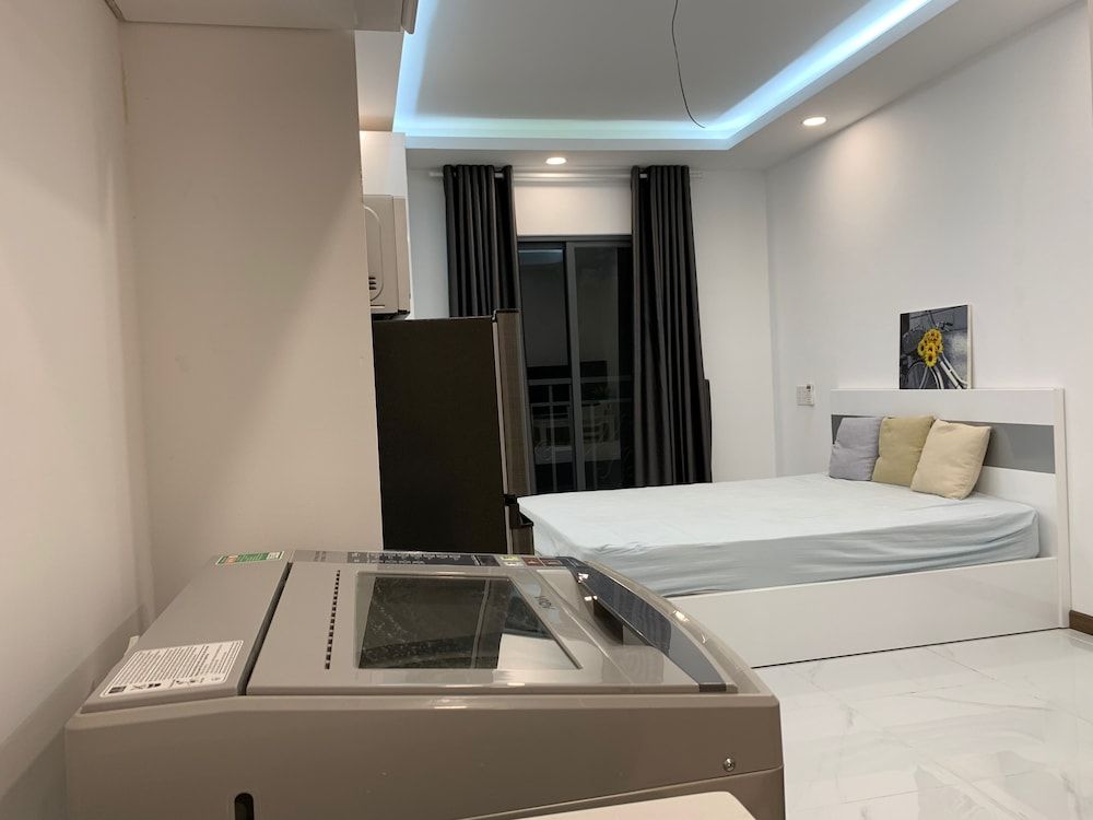 undefined Smiley Apartment District 2 10